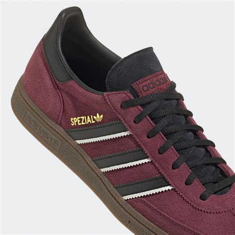 adidas handball spezial maroon|adidas Originals Handball Spezial sneakers in maroon and dark .